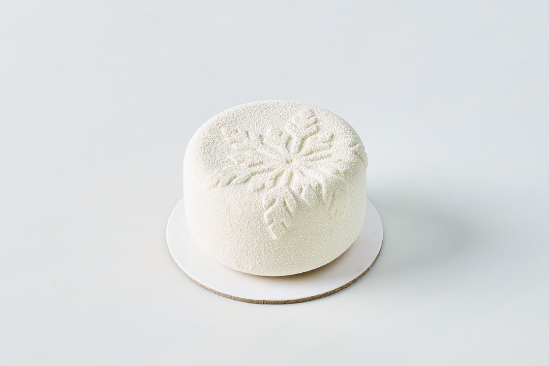 Winter Mono Cake