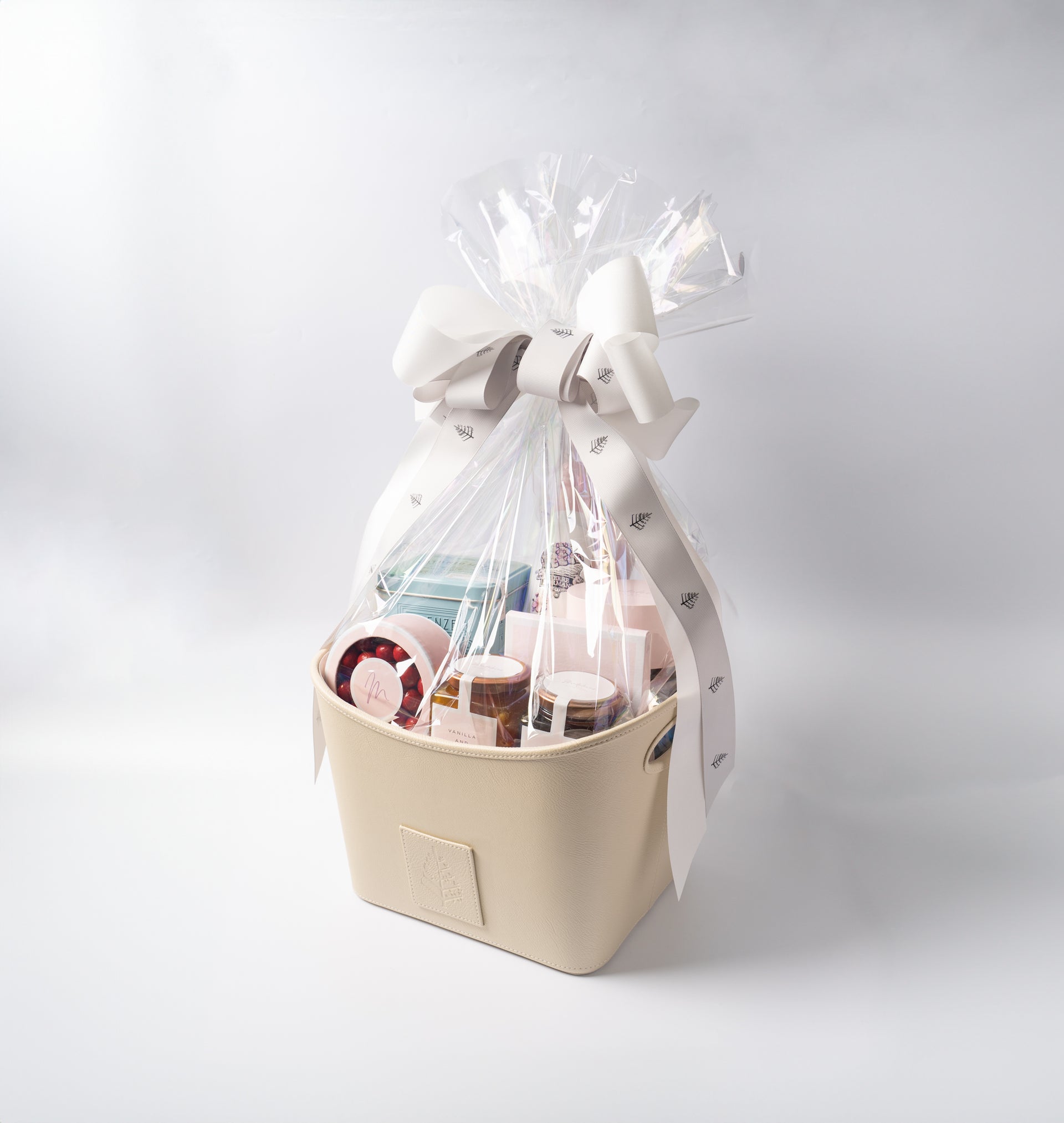 Seasonal Box - 25 pieces - High End Brands main image 1